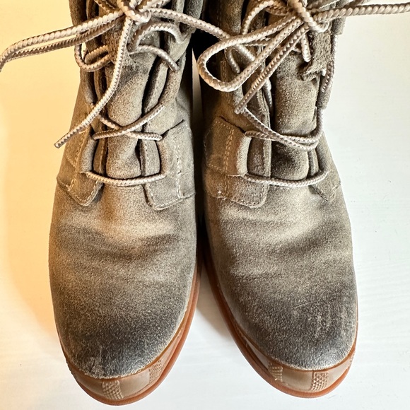 Sorel Toronto Lace Up Olive Green Suede Wedge Heel Booties - Picture 5 of 6